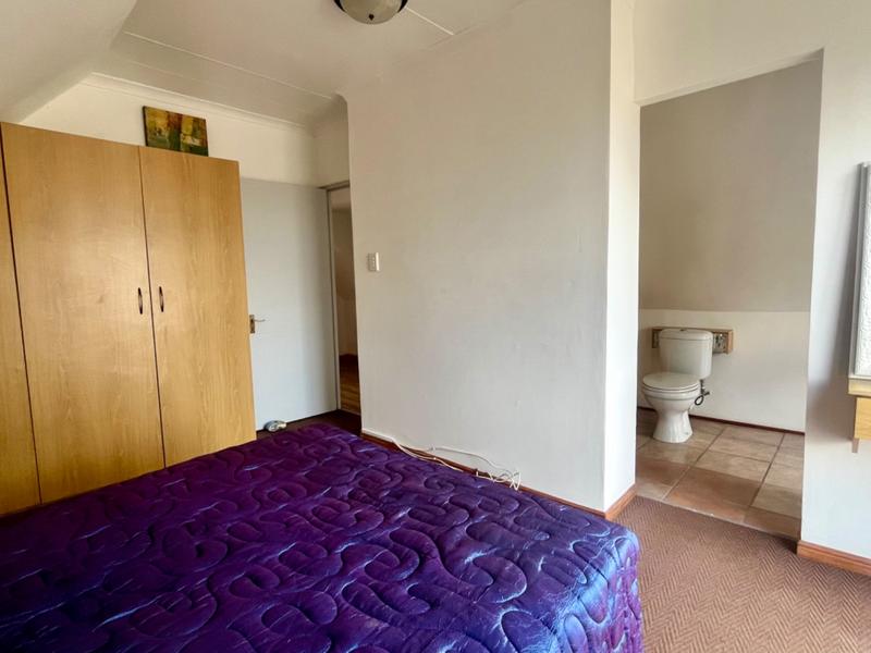4 Bedroom Property for Sale in Fraaiuitsig Western Cape
